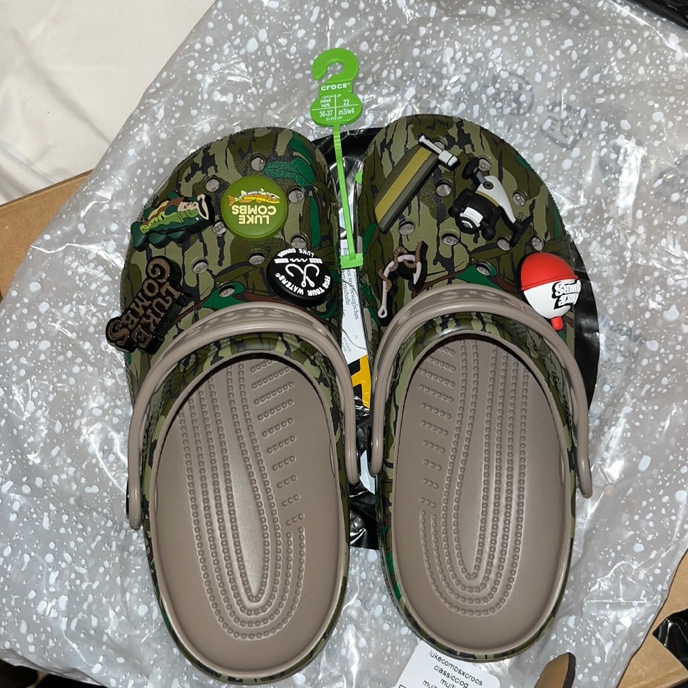 Crocs/Brand new with tags- Luke combs limited edition crocs
